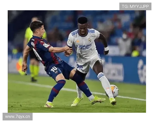 西甲赛季中期教练变动频繁，多队换帅寻求战绩突破