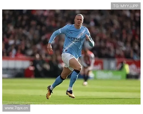 哈兰德刚买的豪宅照片一出，邻居们心都碎了，还以为足球只会跑不会花钱呢